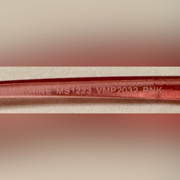 Betsey Johnson reading eye glasses - 2.0 magnification - new - excellent - Picture 5 of 10